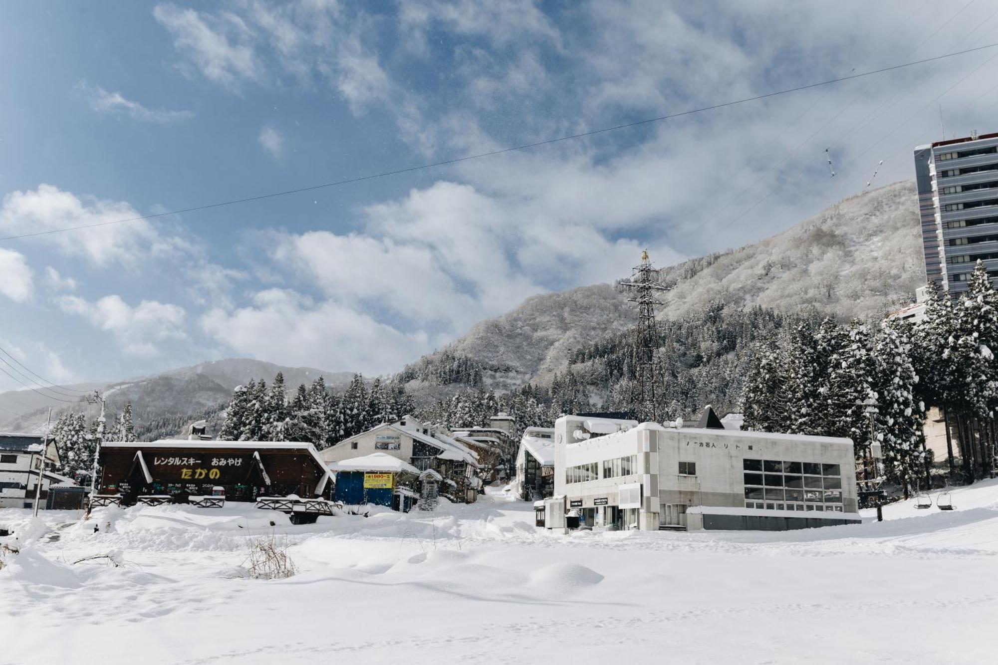 Hotel Justice - Ski In Ski Out Seki  Extérieur photo